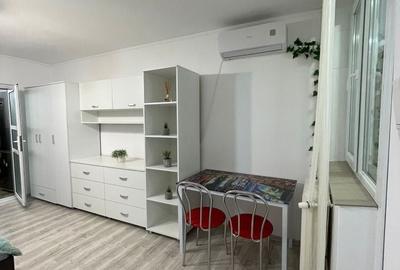 Garsonieră decomandată în Podul de Piatră - 1