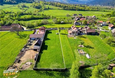 FILM! Construieste-ti visul in Zagon - teren intravilan de 1.806 mp, aproape de utilitati