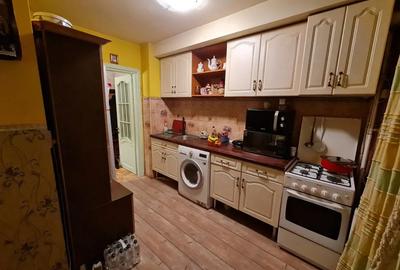 Apartament 3 camere decomandat, et. 1 4 Zona Ozana 66 mp utili - 2