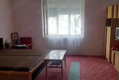 Casă cu 4 camere în Central - 4