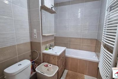 Apartament cu 2 camere semidecomandat în Micro 16 - 8