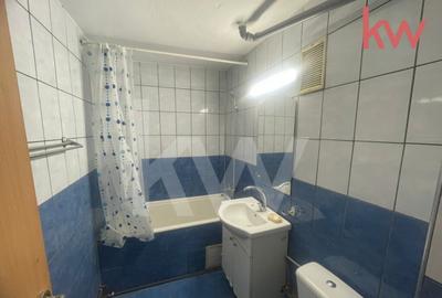 Apartament Decomandat 3 Camere, 1 Mai, Ion Oblemenco - 3