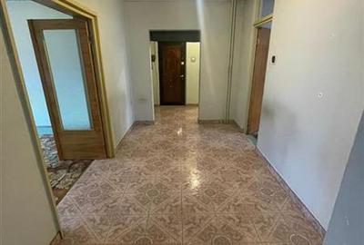 Apartament cu 4 camere decomandat în 13 Septembrie - 11