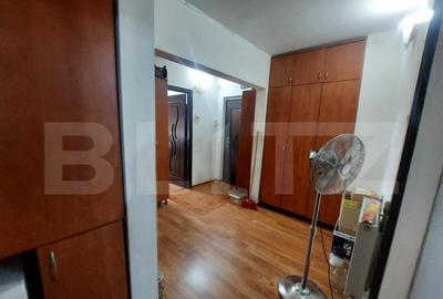 Apartament cu 3 camere,la parter, craiovita noua - 10