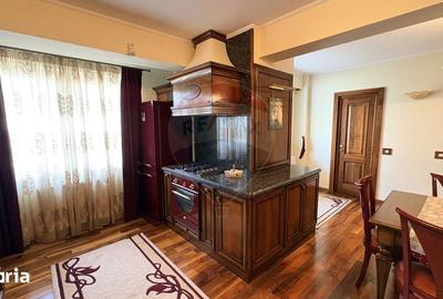 Apartament cu 3 camere în Central - 4