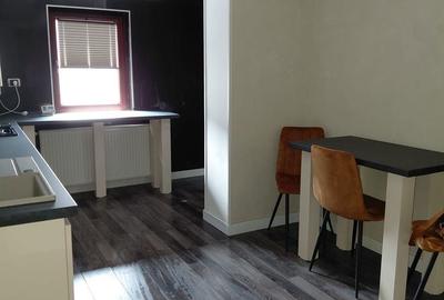 Apartament cu 2 camere decomandat în Central - 3