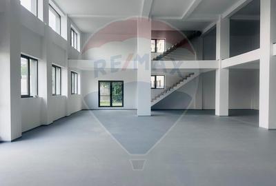 DE INCHIRIAT Spațiu comercial/showroom | 975 mp | Otopeni - 1