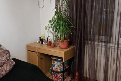 Apartament 2 camere decomandat - zona Dacia - 350 euro/luna (Cod E1) - 4