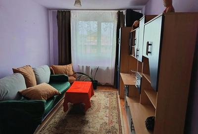 Apartament cu 2 camere semidecomandat în Huc - 2