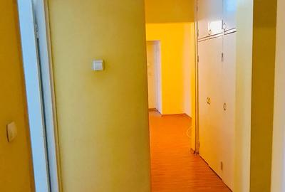 Apartament cu 3 camere decomandat în Tecuci - 5