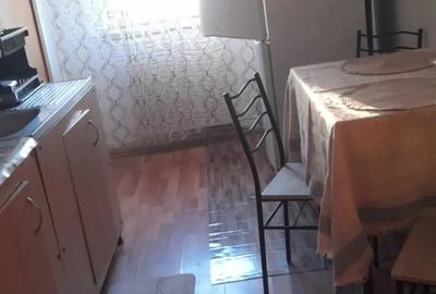Inchiriere apartament 3 camere spa?ios, decomandat, situat in zona 1 Mai mobilat si utilat - 5