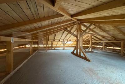 Casă cu 4 camere cu Teren 1760 Mp în Central - 6