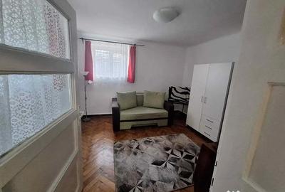 Apartament cu 3 camere decomandat în Central - 7