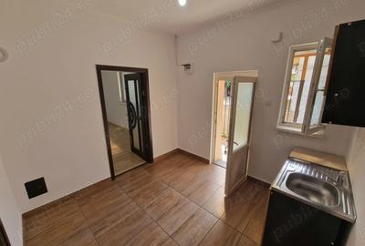 Vand apartament la casa cu 1 camera in curte comuna pe str. cuza voda - 5