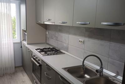 Apartament cu 3 camere decomandat în Central - 1