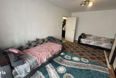 Apartament cu 2 camere decomandat în Sud