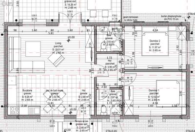 Casă cu 3 camere cu Teren 2000 Mp în Central