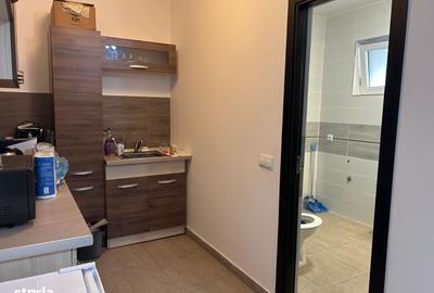 Spațiu comercial, de 42 mp, în Central - 2