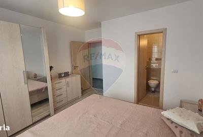 Apartament cu 3 camere decomandat, mobilat în Tractorul - 3