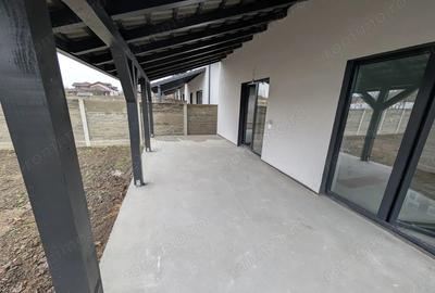 Casa individuala | Parter + Etaj | Asfalt | Toate utilitatile | - 19