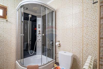 Casă cu 8 camere cu Teren 646 Mp în Valea Alba - 16