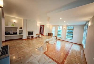 Casă cu 10 camere cu Teren 1200 Mp în Sud - 11