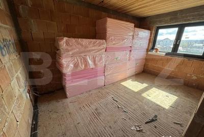 Casă cu 4 camere cu Teren 250 Mp în Micești - 8