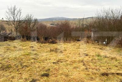 Teren de 2900 mp, în Central - 9