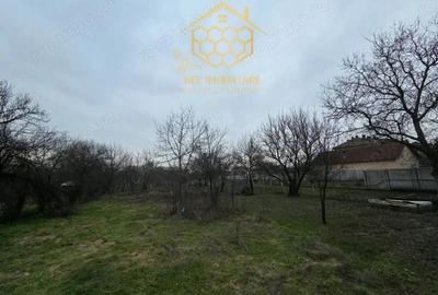 Teren de 1451 mp, în Podari - 1