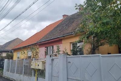 Apartament casa 85mp,PiataCluj,250mp curte str Ion Pop Reteganu nr2 - 5