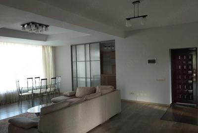 Apartament cu 2 camere decomandat în Colentina