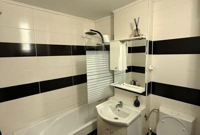 Apartament cu 3 camere decomandat în Central - 3