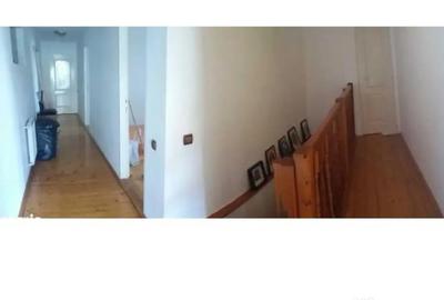 Casă cu 6 camere cu Teren 180 Mp în Brâncoveanu