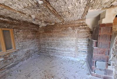 Casă cu 2 camere în Arcani - 3