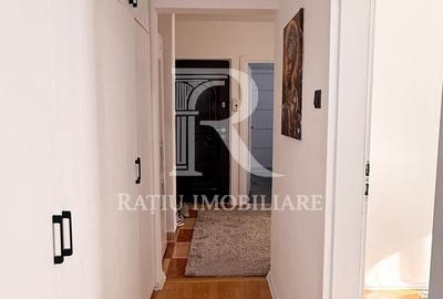 Apartament cu 3 camere în Decebal - 1