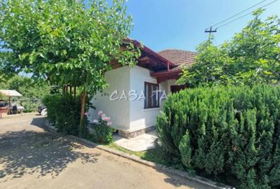 Casă cu 5 camere cu Garaj în Boroșteni - 2