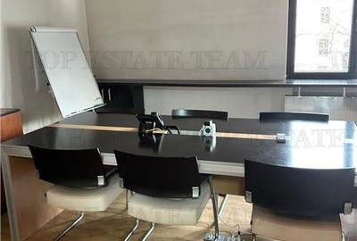 Apartament cu 5 camere circular în Central - 2