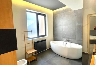 Apartament cu 4 camere în Central - 7