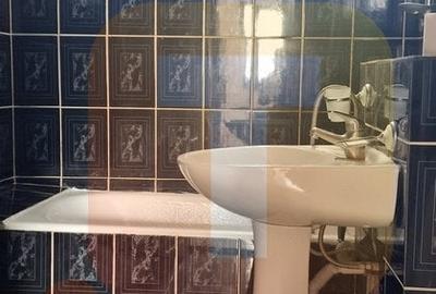 3 camere ultracentral – Piatra Neamț, etaj 4, balcon 7.9 mp 3 camere ultracentral – Piatra Neamț, etaj 4, balcon 7.9 mp - 7