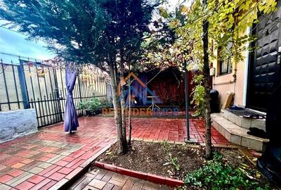 Casă cu 4 camere cu Canalizare în Apărătorii Patriei - 3