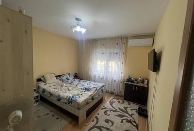 Apartament cu 2 camere decomandat în Valenta - 3