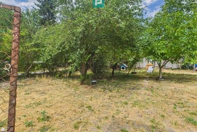 Locuință multifamilială sau investiție - 2 corpuri - 4