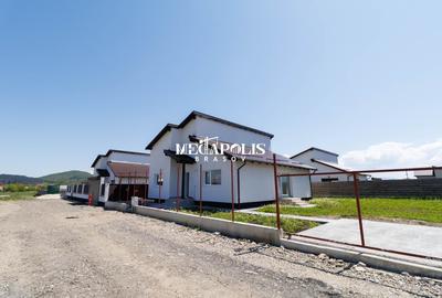 Casă individuală cu 3 camere cu Canalizare în Sânpetru - 7