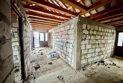 Casă cu Teren 1218 Mp în Vitănești - 18