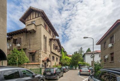 Apartament cu 5 camere decomandat, mobilat în Dorobanți - 2