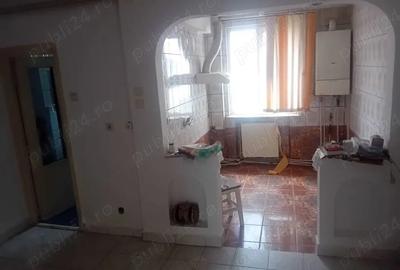 Apartament cu 3 camere decomandat în Precista - 3