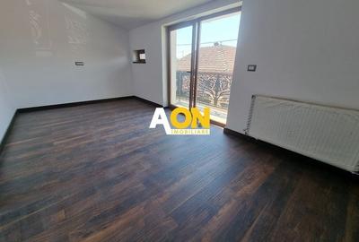 Casa moderna cu 3 dormitoare, terasa si teren generos - 9