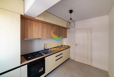 Apartament cu 4 camere decomandat în Central - 1