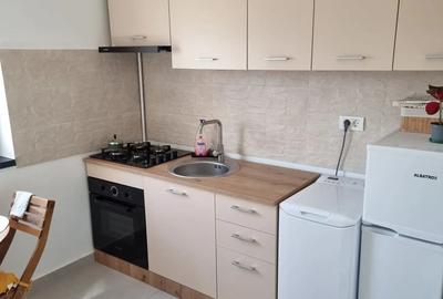 Garsonieră decomandată în Trivale