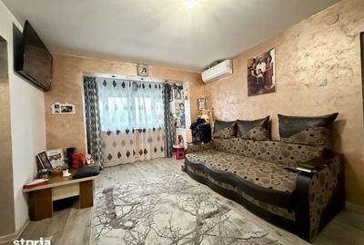Apartament cu 3 camere semidecomandat în Viziru 1